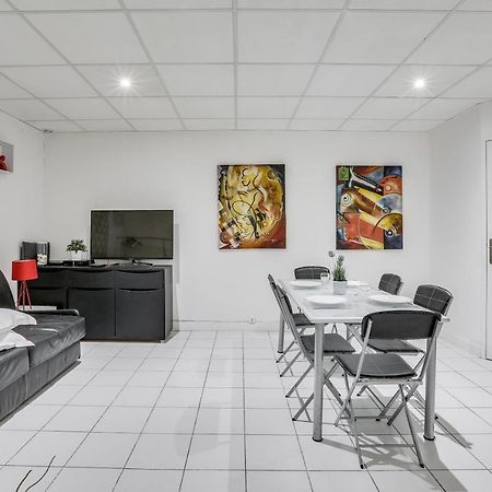 Triplex In Boulevard De Magenta By Guestready Paris Exterior foto