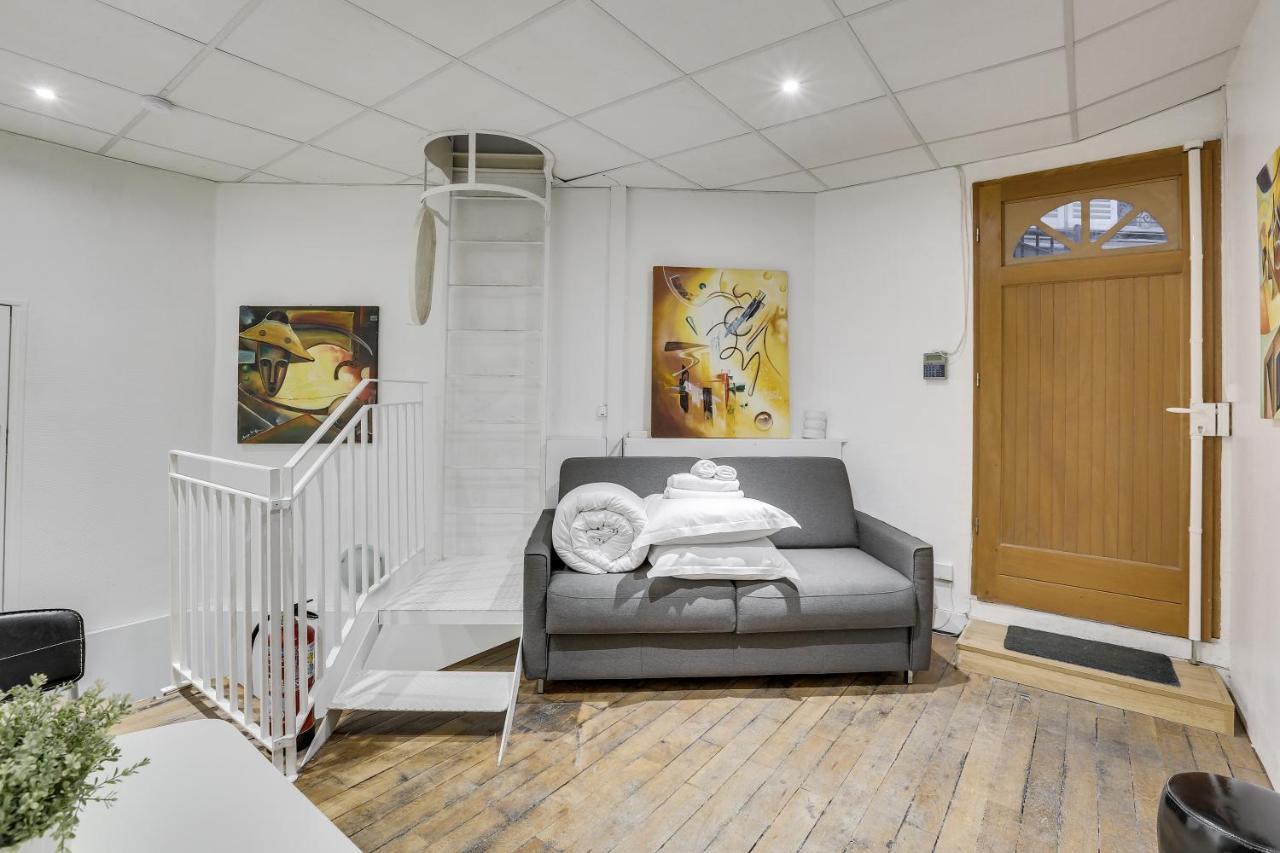 Triplex In Boulevard De Magenta By Guestready Paris Exterior foto