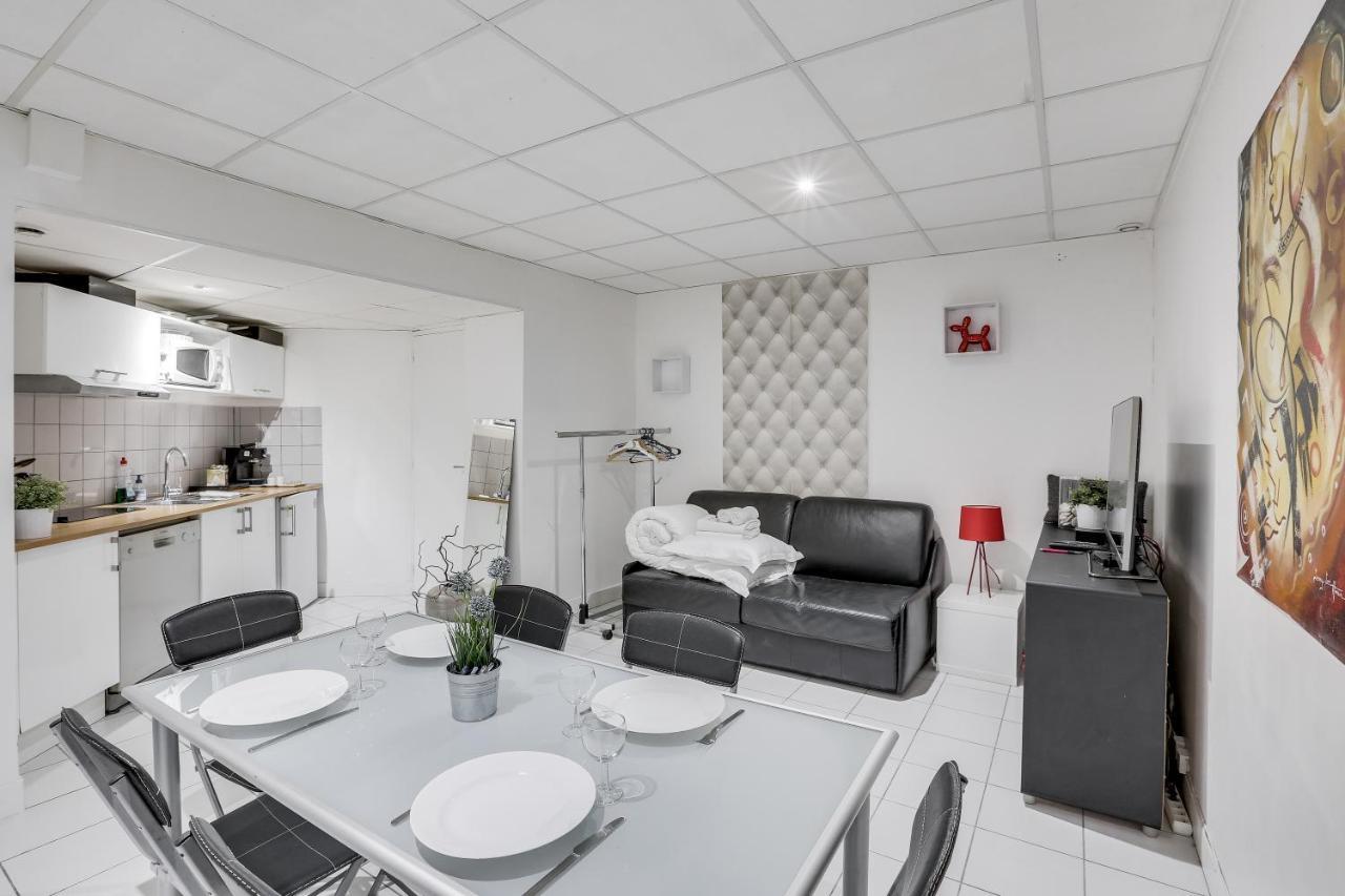 Triplex In Boulevard De Magenta By Guestready Paris Exterior foto