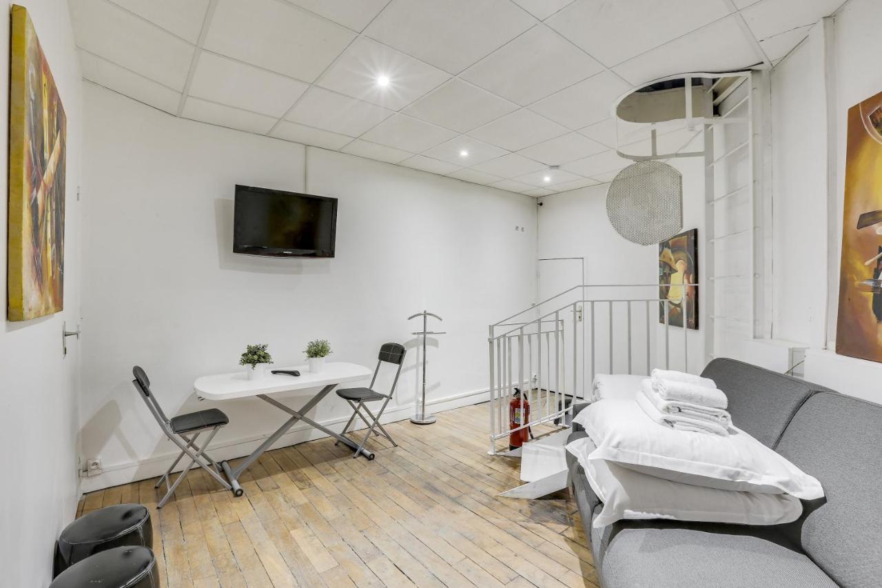 Triplex In Boulevard De Magenta By Guestready Paris Exterior foto